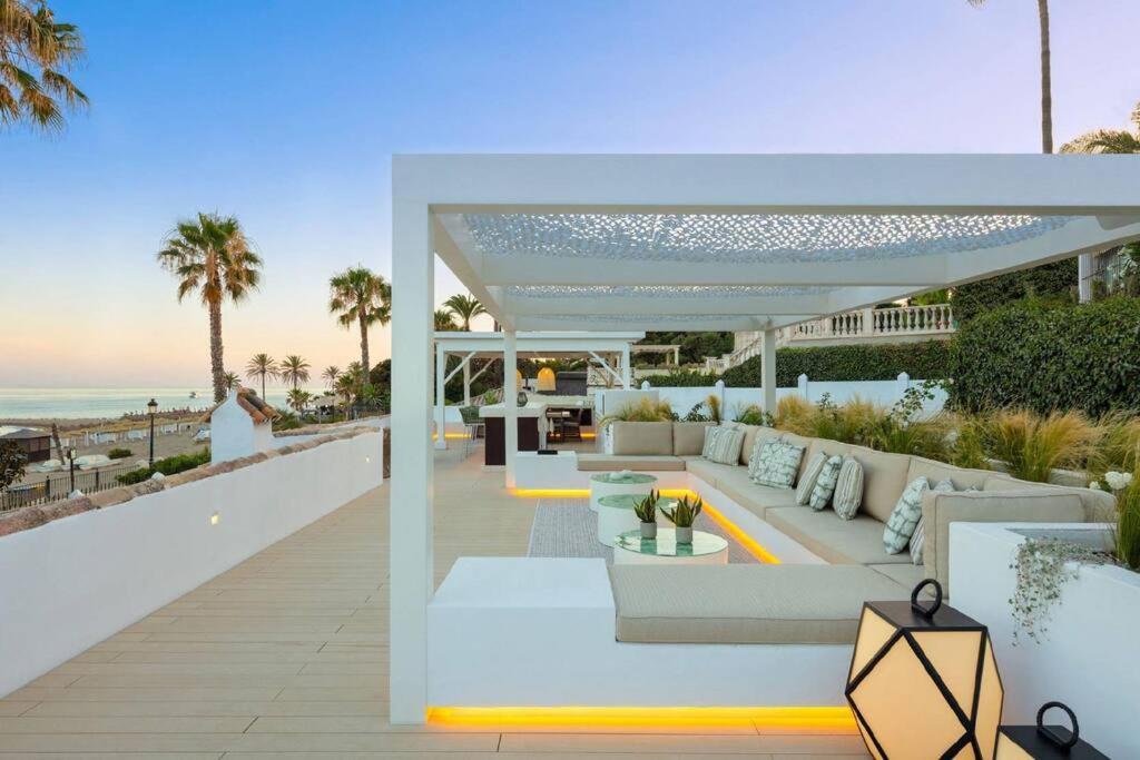 Beachfront La Luisa, Golden Mile, Villa Marbella