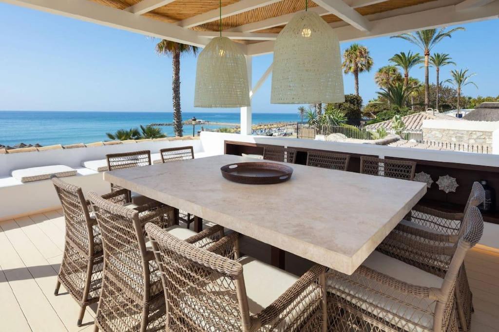 Beachfront La Luisa, Golden Mile, * Marbella